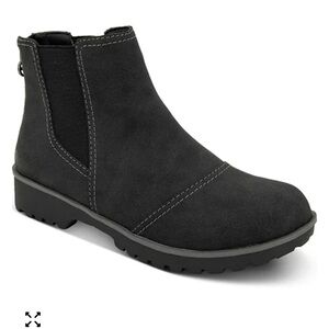 JAMBU Chelsea Boots